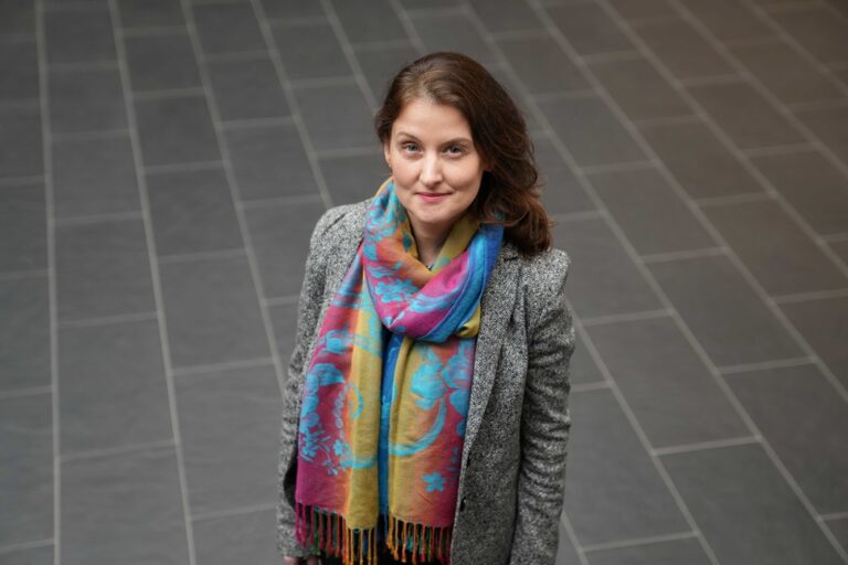 Foto: a.o. Univ.-Prof.in Dr.in Elisabeth Nöhanmmer © UMIT TIROL / Katharina Kern